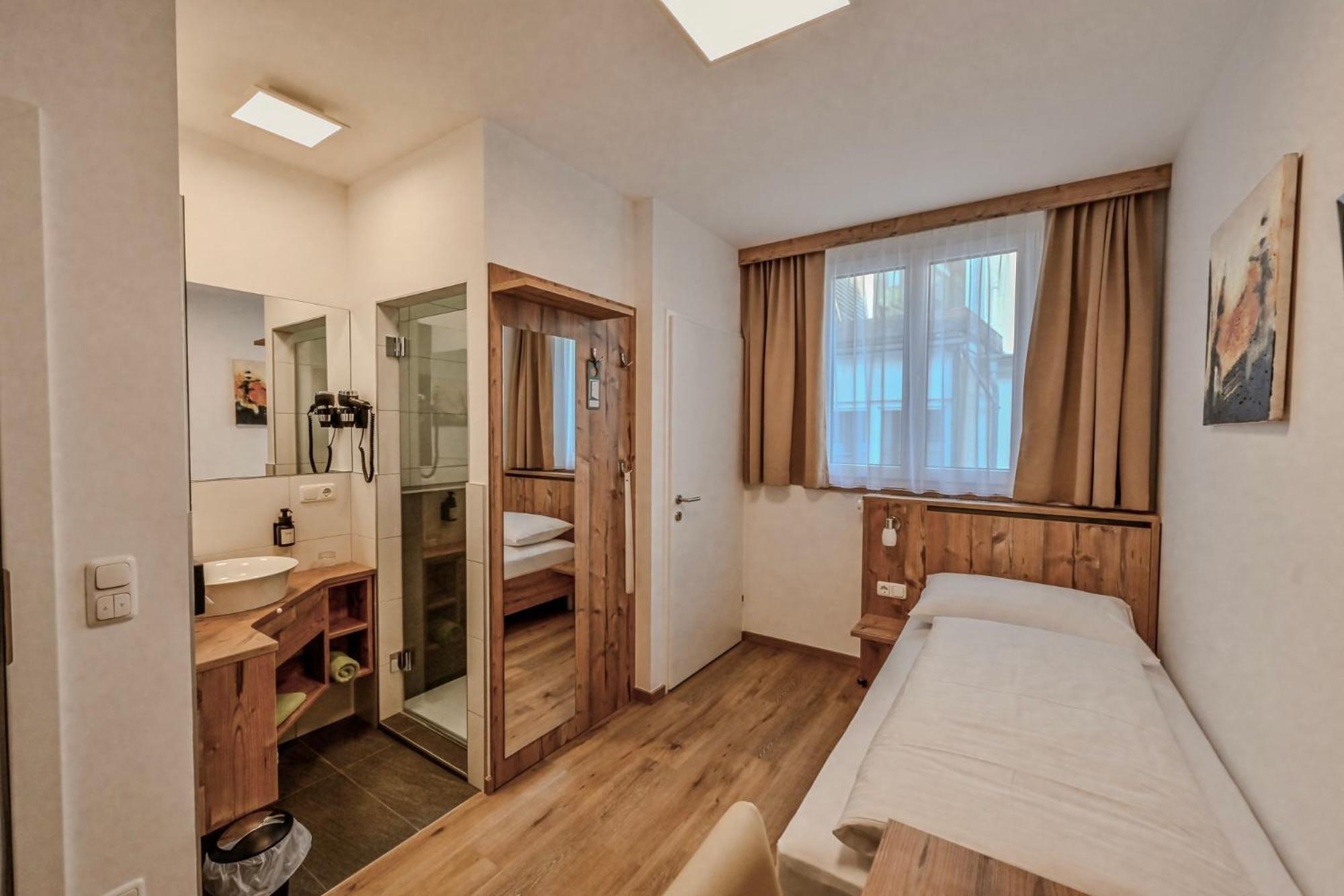 Hotel "City Rooms Wels" Zewnętrze zdjęcie